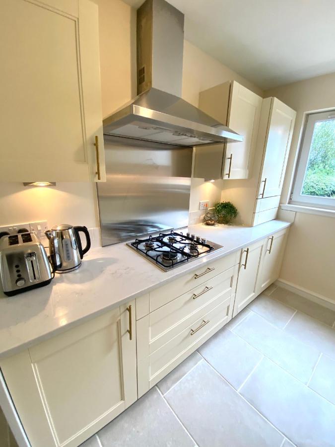Monart Stylish City Centre Apartment, 2 Bed, Sleeps 6 Perth Zewnętrze zdjęcie