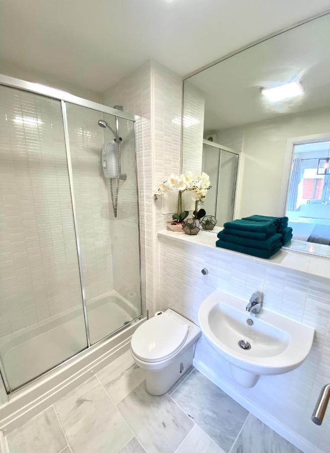 Monart Stylish City Centre Apartment, 2 Bed, Sleeps 6 Perth Zewnętrze zdjęcie